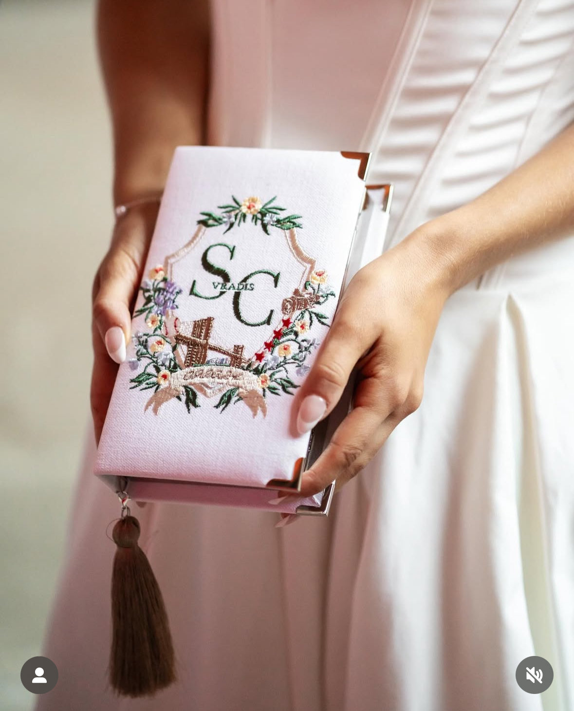 Custom designed book purse - Request form