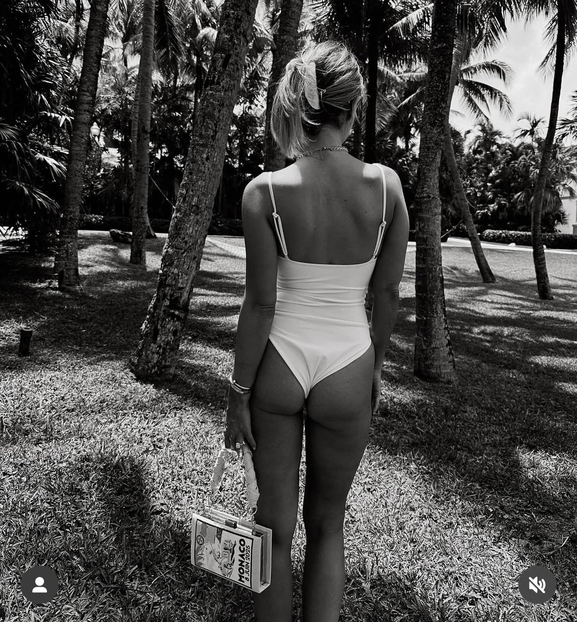 Custom designed book purse - Request form