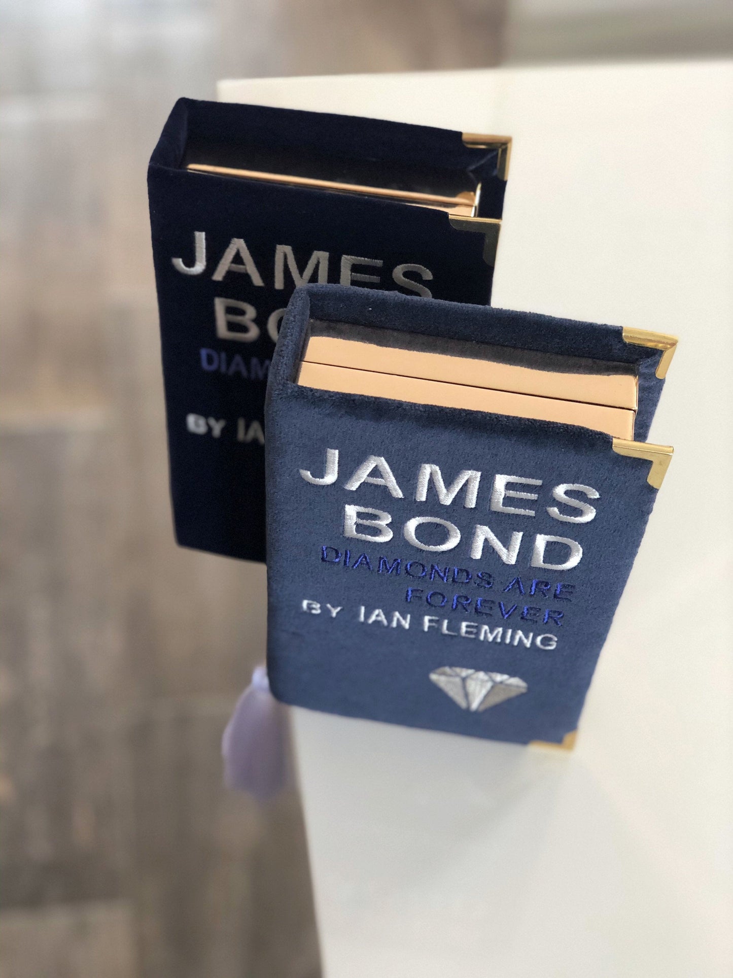 Book Clutch - Diamonds are forever - Blue velvet