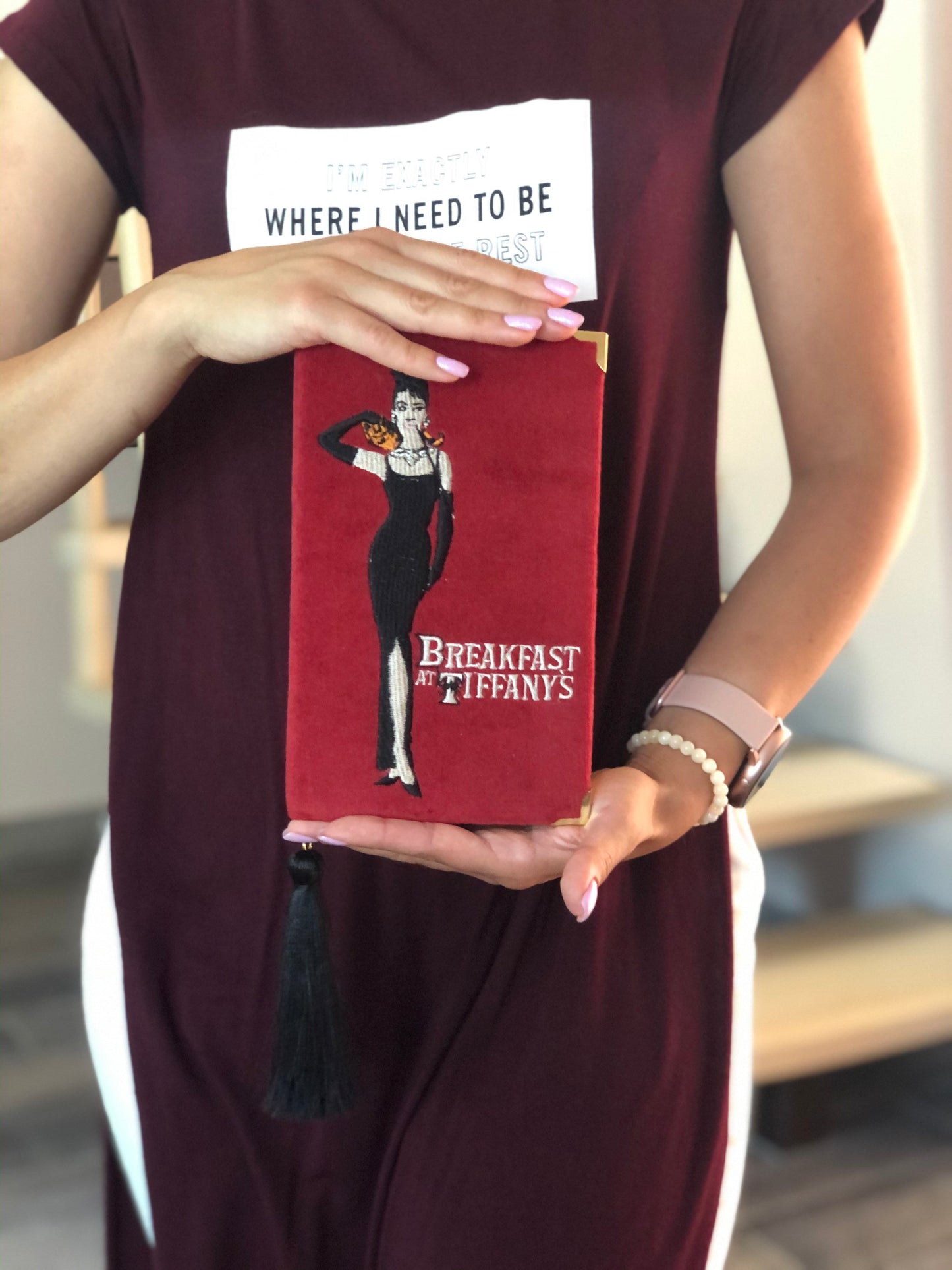 Book clutch - BREAKFAST AT TIFFANY'S - Dark red version