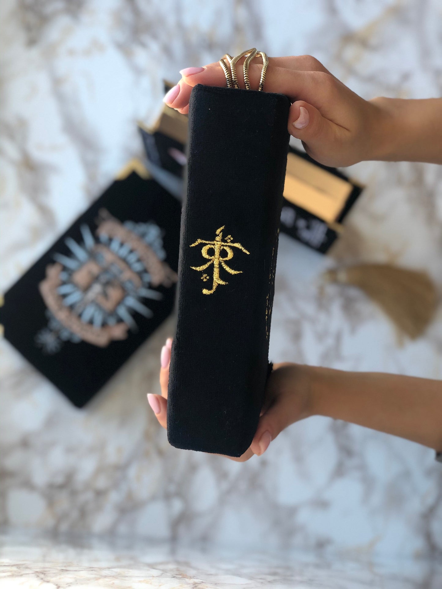Clutch book black - The Lord of the Rings - Gold embroidery