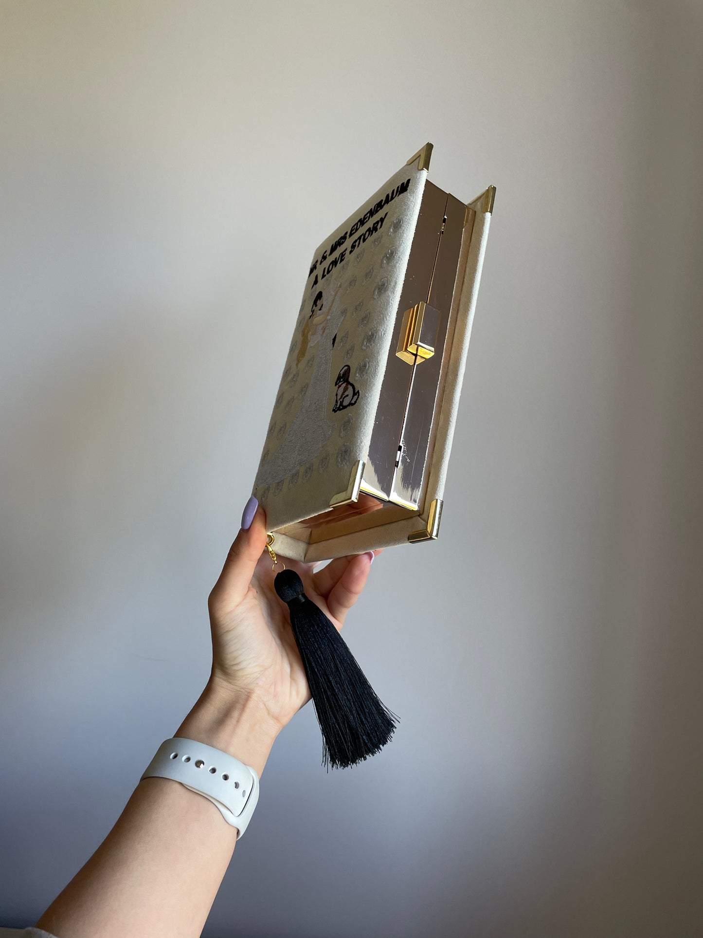Bridal clutch book Mr&Mrs with personalized design