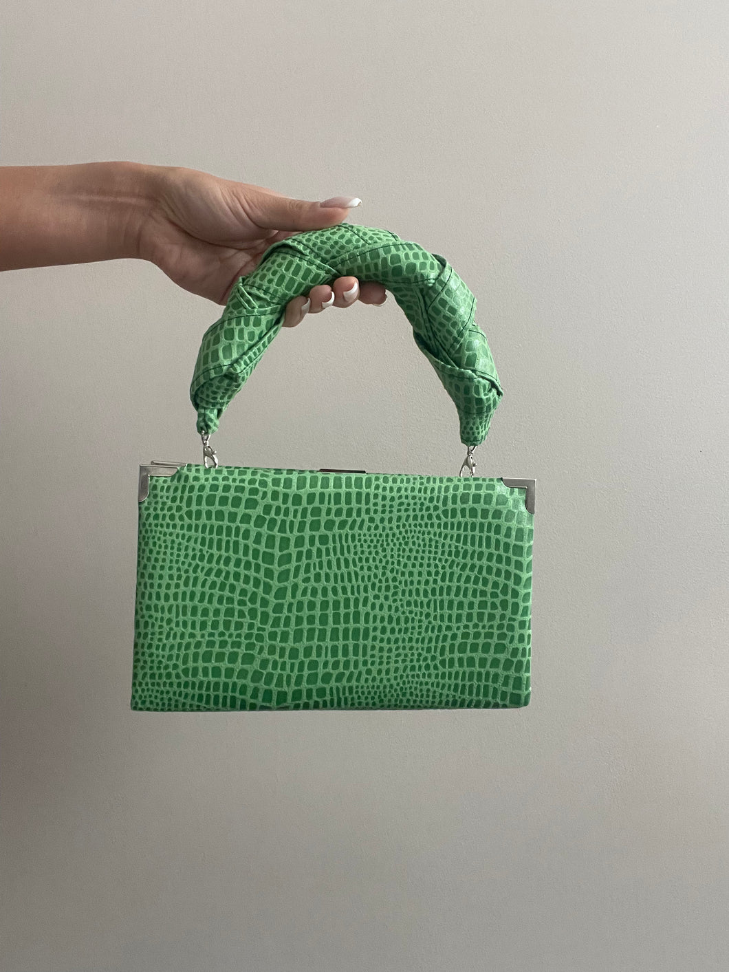Mini handbag with handle - light green version