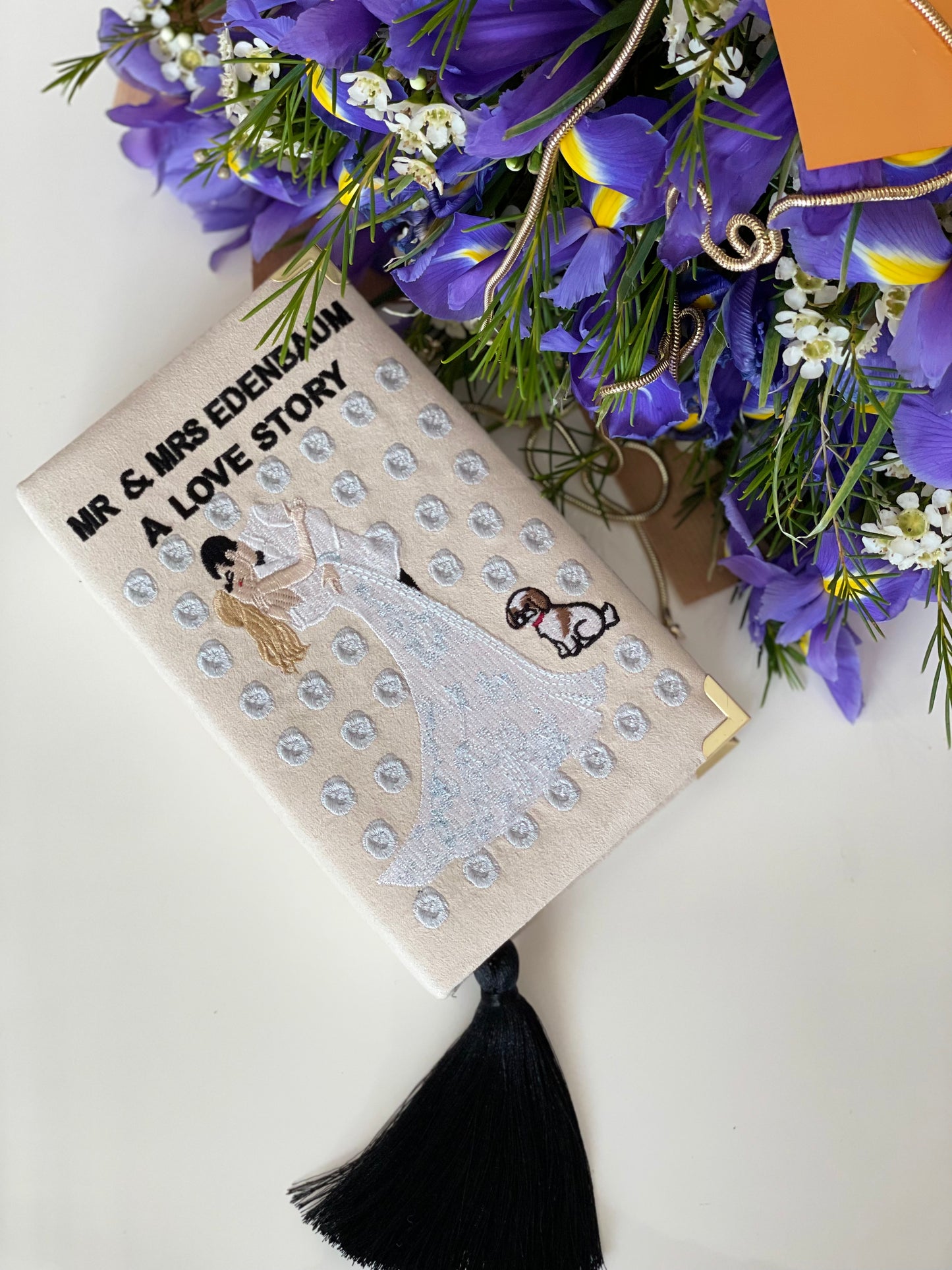 Bridal clutch book Mr&Mrs with personalized design