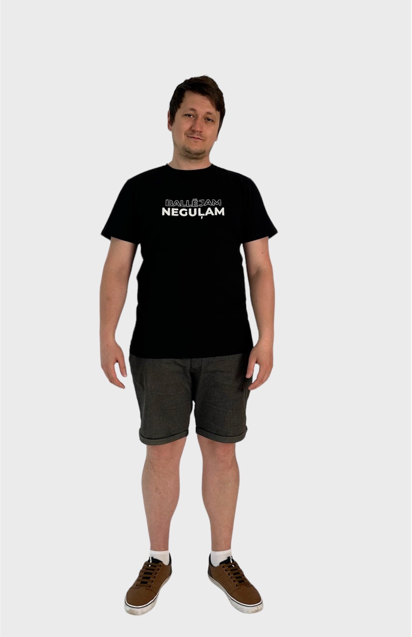 Embroidered T-shirt "Ballējam Neguļam) with fluorescent thread