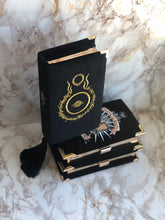 Load image into Gallery viewer, Clutch book black - The Lord of the Rings - Gold embroidery
