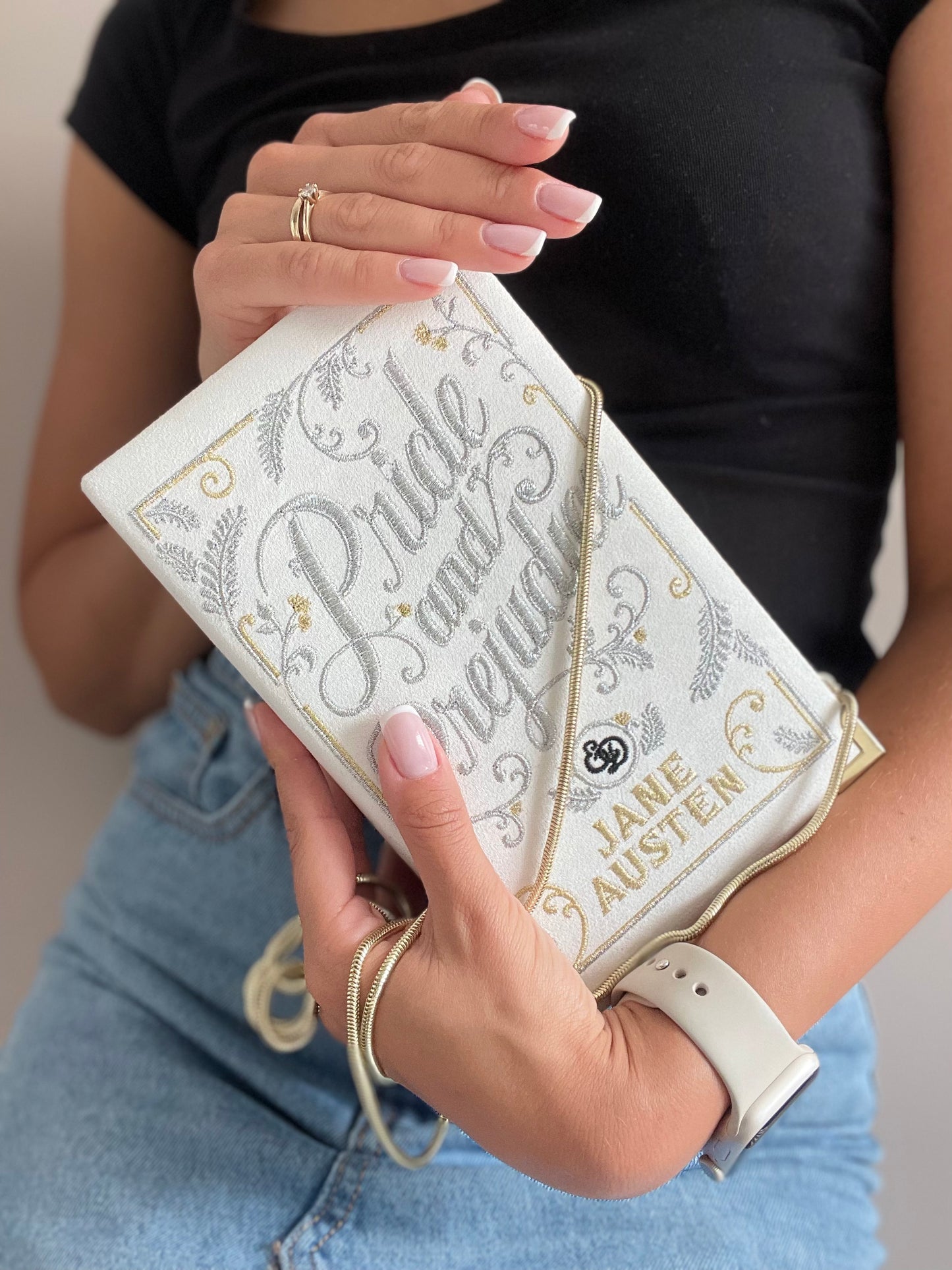 Pride and Prejudice ivory white clutch book