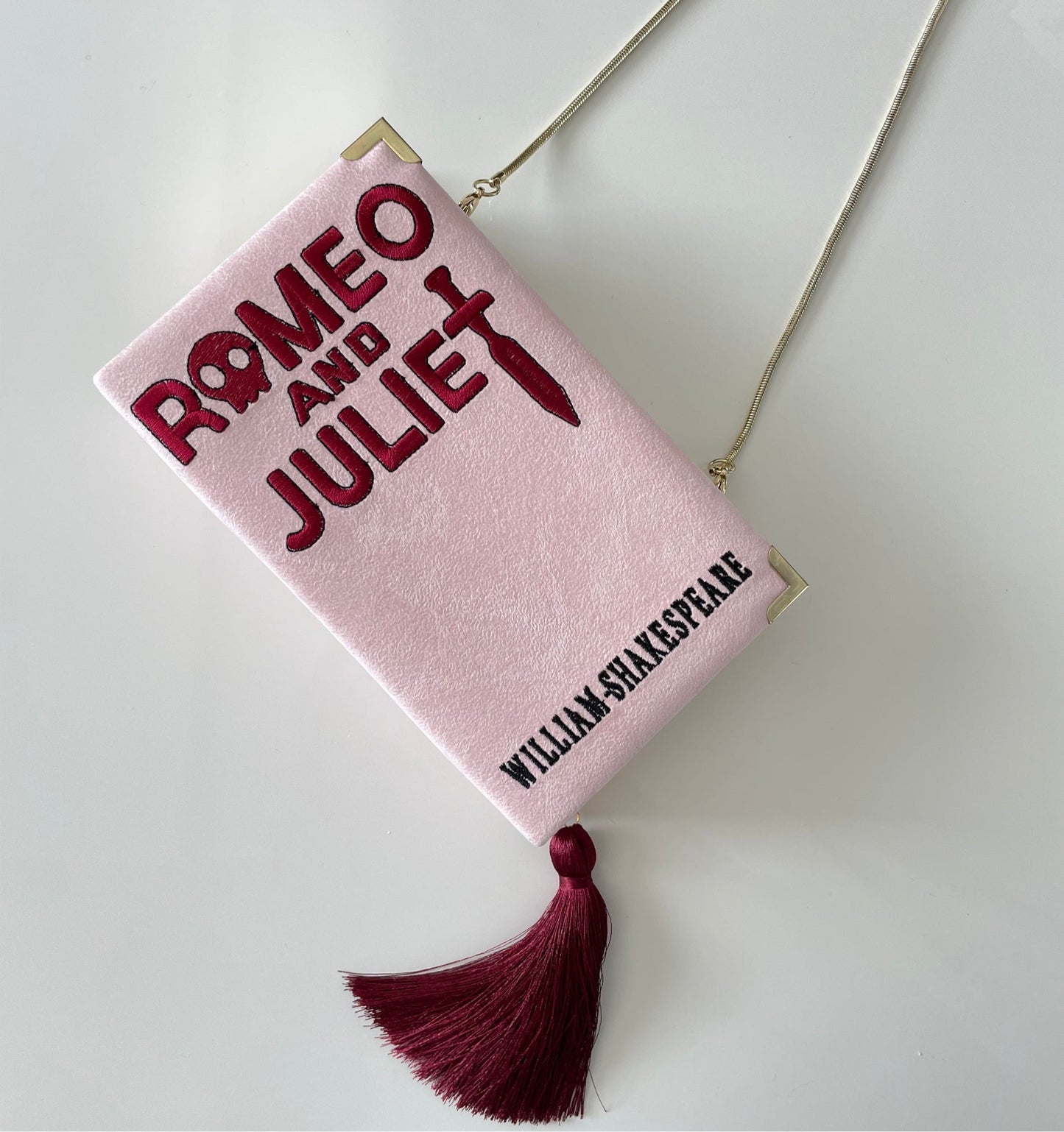 Romeo and Juliet clutch book