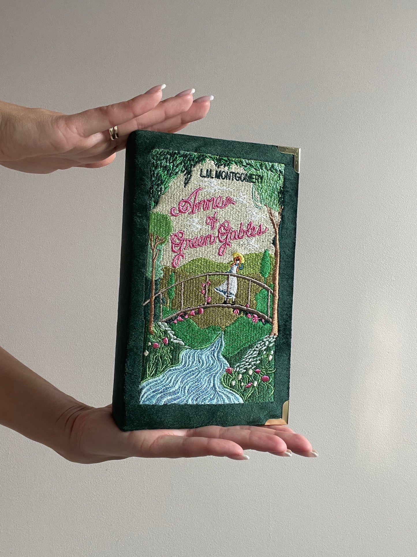 Book Clutch - Anne of Green Gables