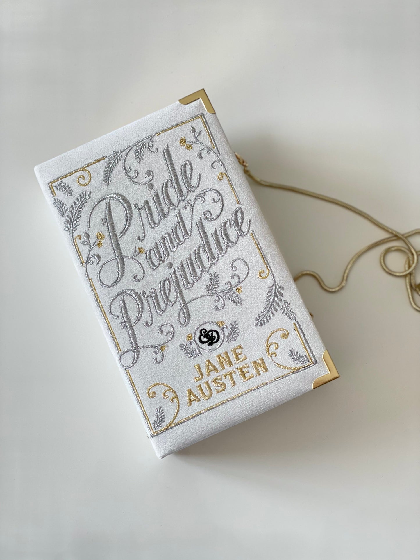 Pride and Prejudice ivory white clutch book