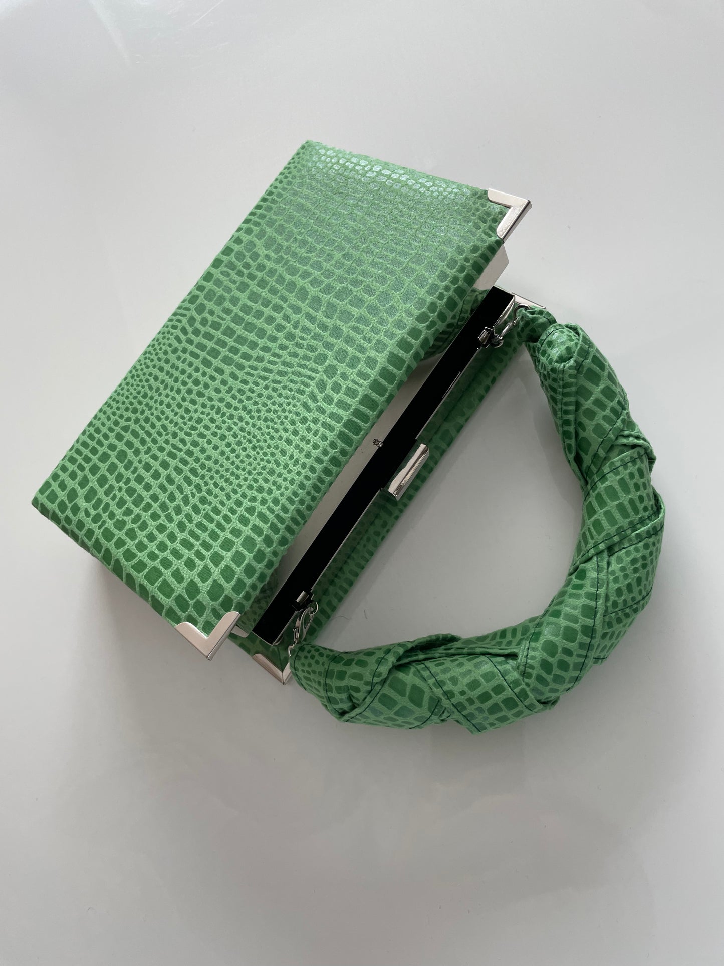 Mini handbag with handle - light green version